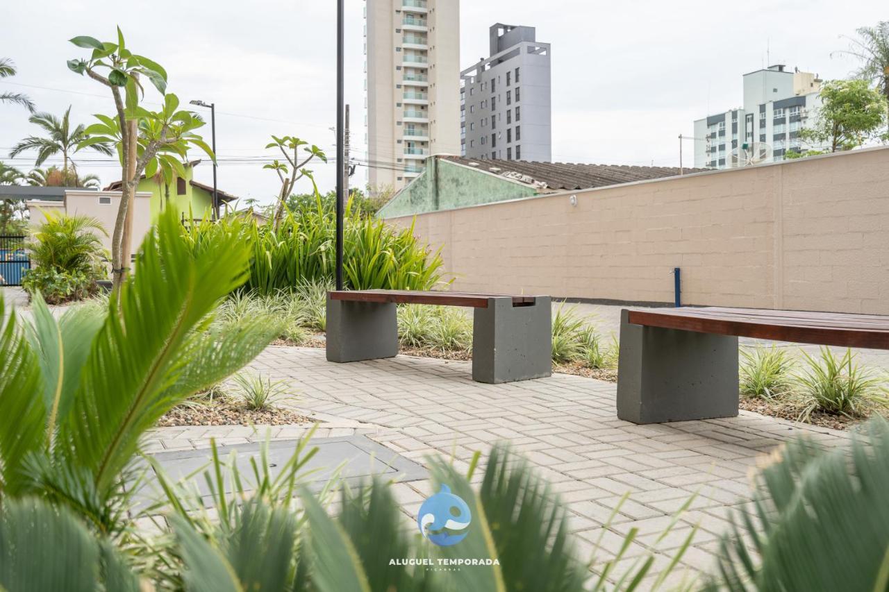 Apartamento Com Vista Mar, Ar-Condicionado, Wi-Fi Condominio Com Piscina, Quadra De Esportes Playground Infantil A 15 Minutos Do Beto Carreiro Piçarras Dış mekan fotoğraf